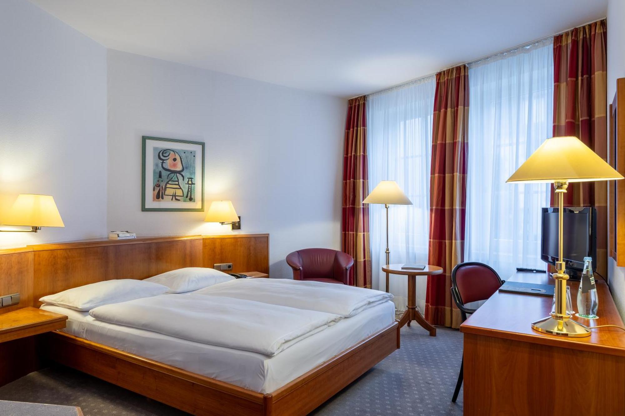 Hotel Alma Am Anger Erfurt Exterior photo
